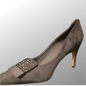 Elegant Gray Women's Heels